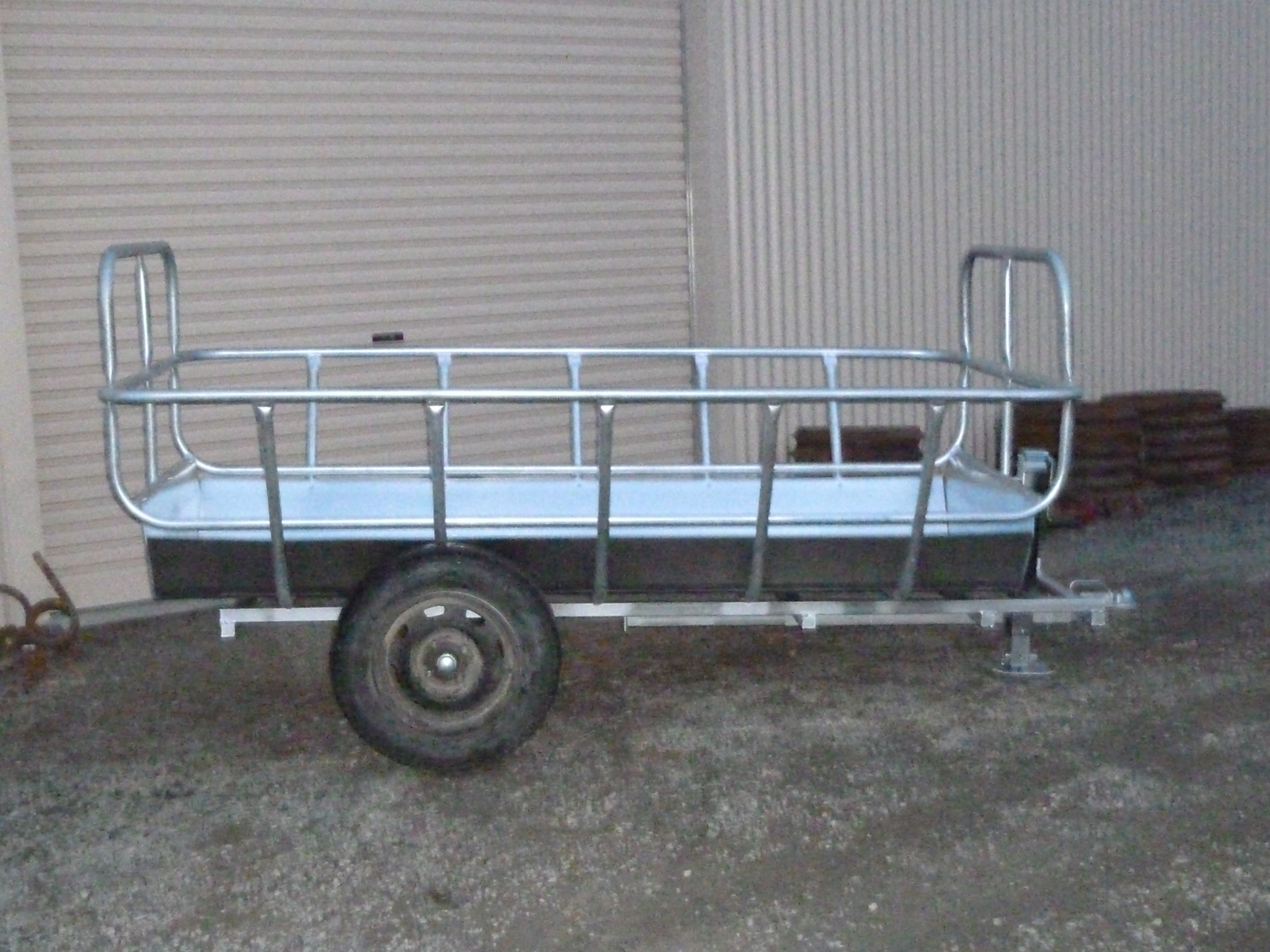 Mobile 2.5m single axle with raised ends