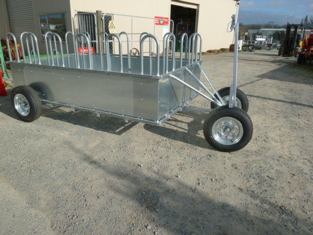 Additional feeder mobile double axle fully enclosed